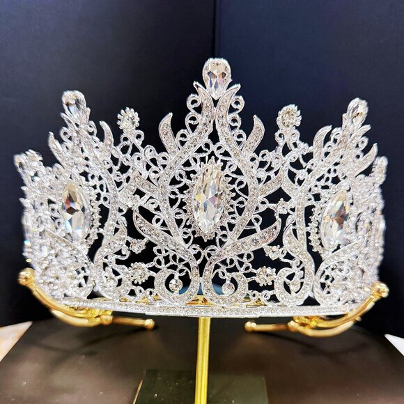 Princess Tiara, Silver Wedding Tiara, Pageant Crown, Crystal Bridal Hairpiece